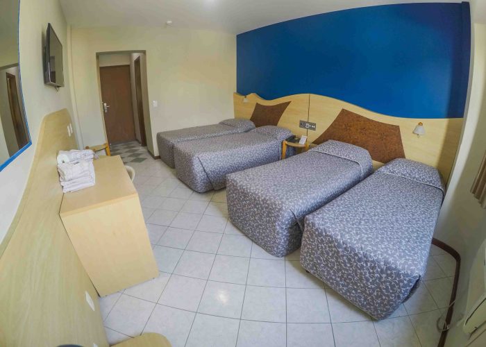 Quarto Solteiro Quádruplo (2)