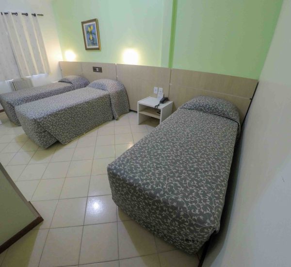 Quarto Triplo Solteiro standard (1)